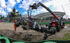 SUKI036. Melbourne (Australia), 20/03/2016.- The demolished car of Spanish Formula One driver Fernando Alonso of McLaren-Honda after crashing with Mexican Formula One driver Esteban Gutierrez of Haas F1 Team during the Australian Formula One Grand Prix at the Albert Park circuit in Melbourne, Australia, 20 March 2016. EFE/EPA/SRDJAN SUKI