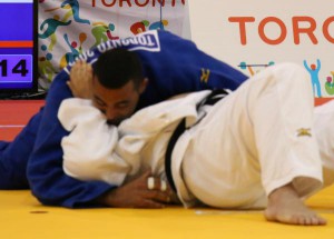 El cubano Yangaliny Jiménez, obtuvo medalla de oro en judo  más de 100kg. masculino, en los V Juegos Parapanamericanos de Toronto, Canadá,  el 14 de agosto de 2015.   AIN   FOTO/Armando HERNÁNDEZ/JIT/sdl