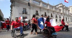 Deportistas Paralímpicos Chilenos  marchan  por el insuficiente apoyo económico